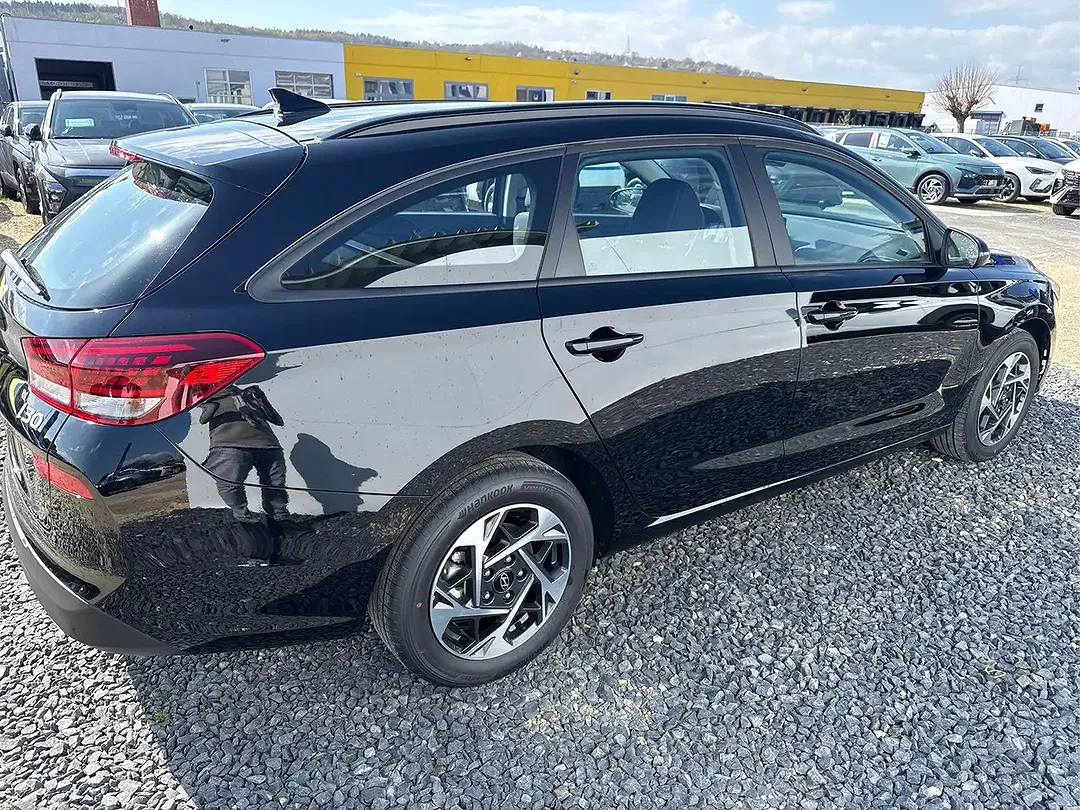 Hyundai i30 - Thumbnail 5