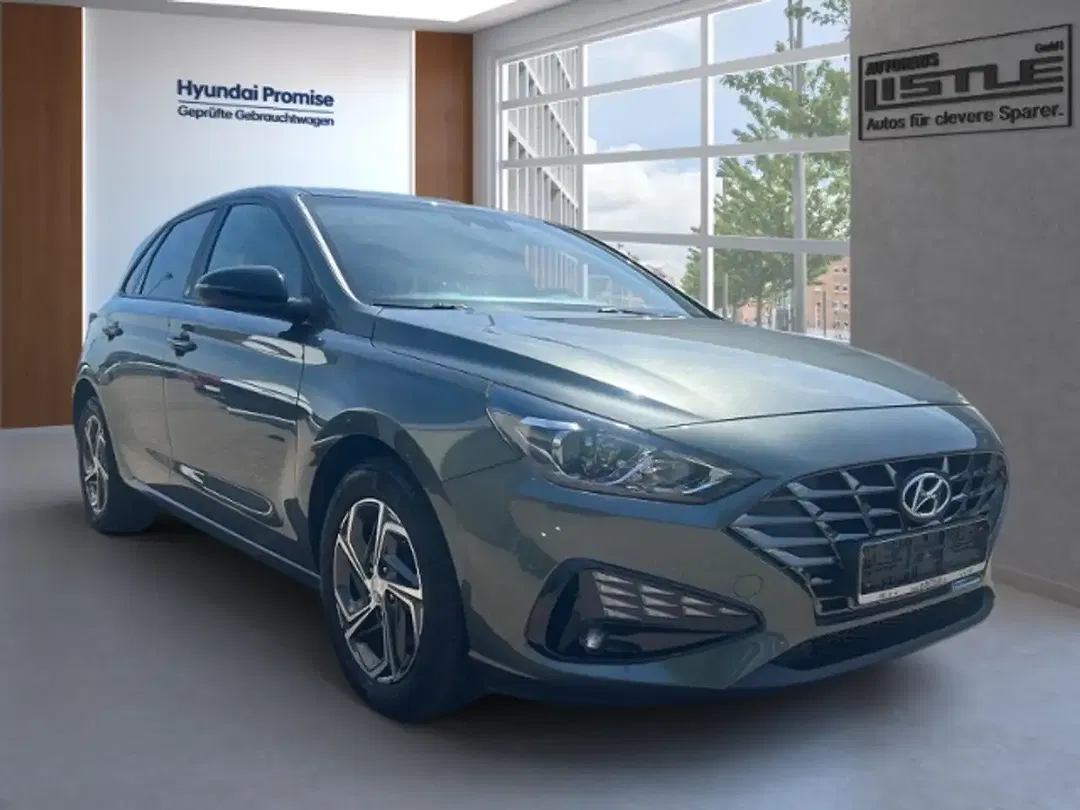 Hyundai i30 - Thumbnail 2