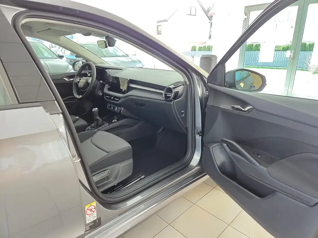 Skoda Fabia - Thumbnail 8