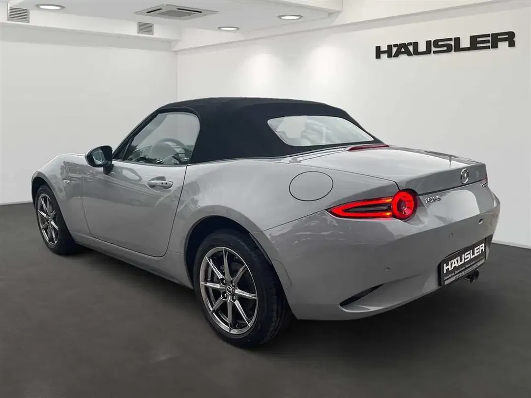 Mazda MX-5 - Thumbnail 5