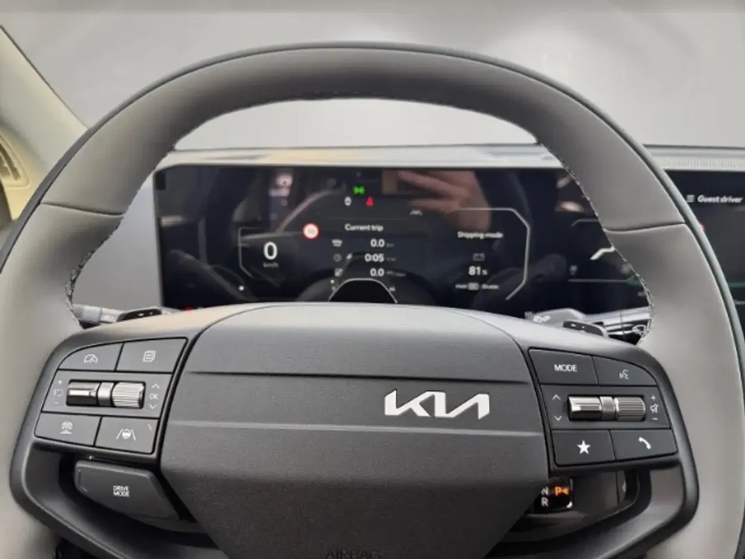 Kia EV4 - Thumbnail 7