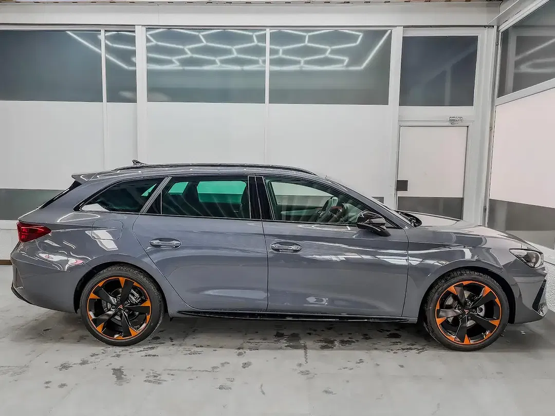CUPRA Leon - Thumbnail 4