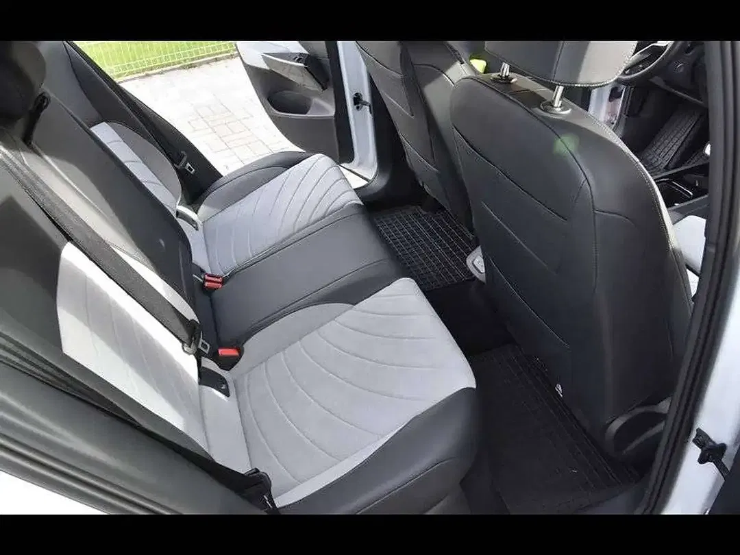 Volkswagen ID.3 - Thumbnail 10