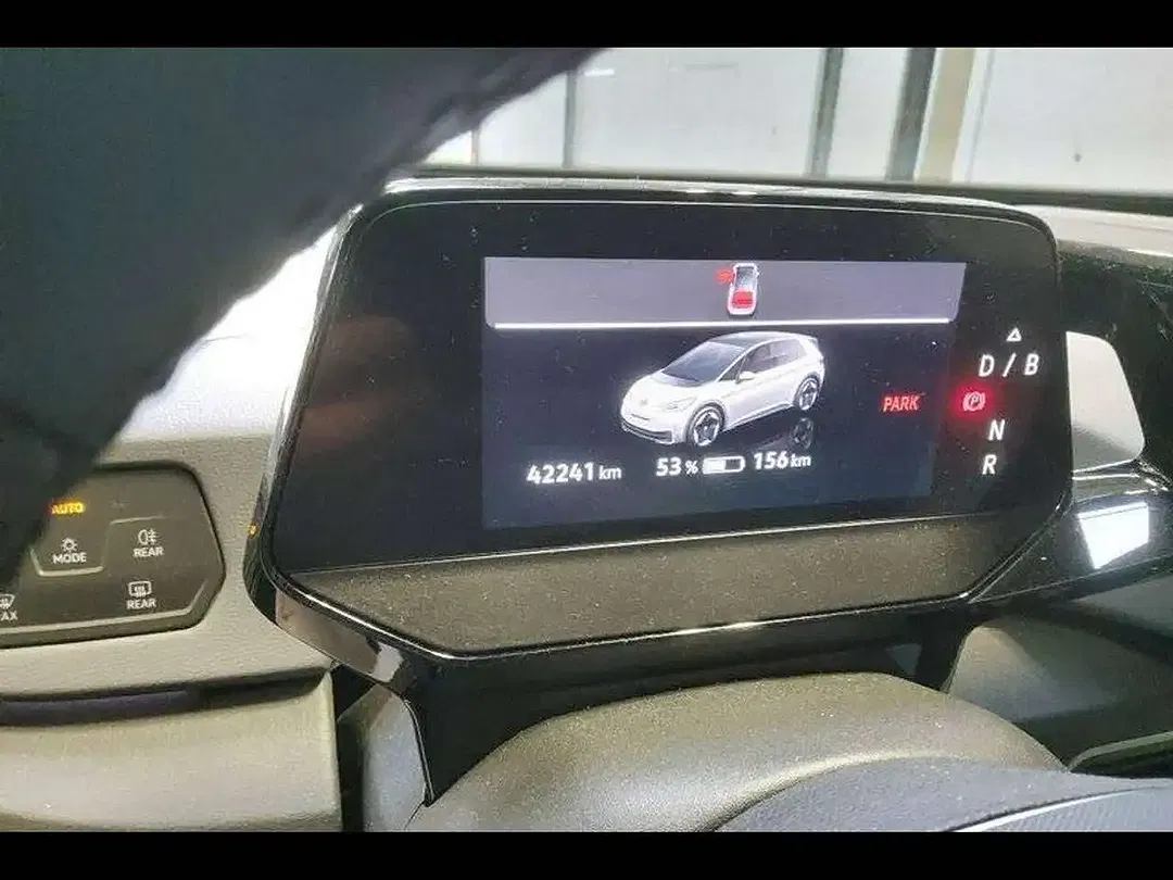 Volkswagen ID.3 - Thumbnail 15