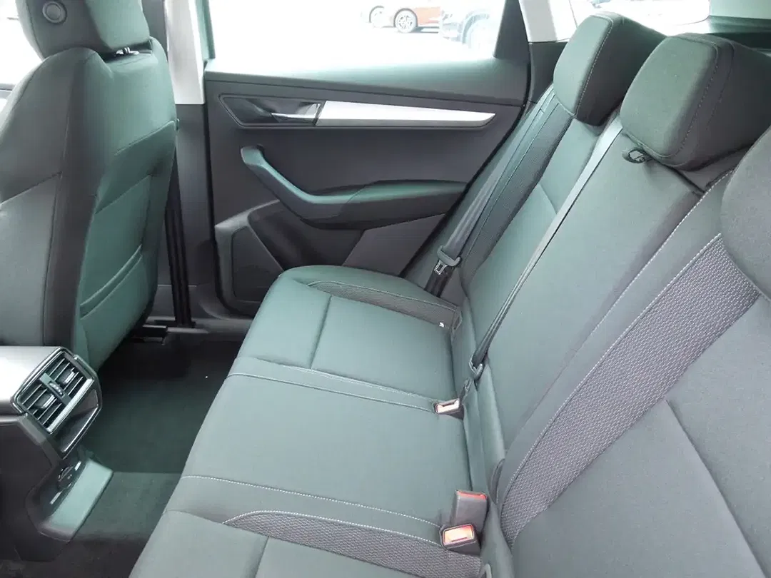 Skoda Karoq - Thumbnail 11