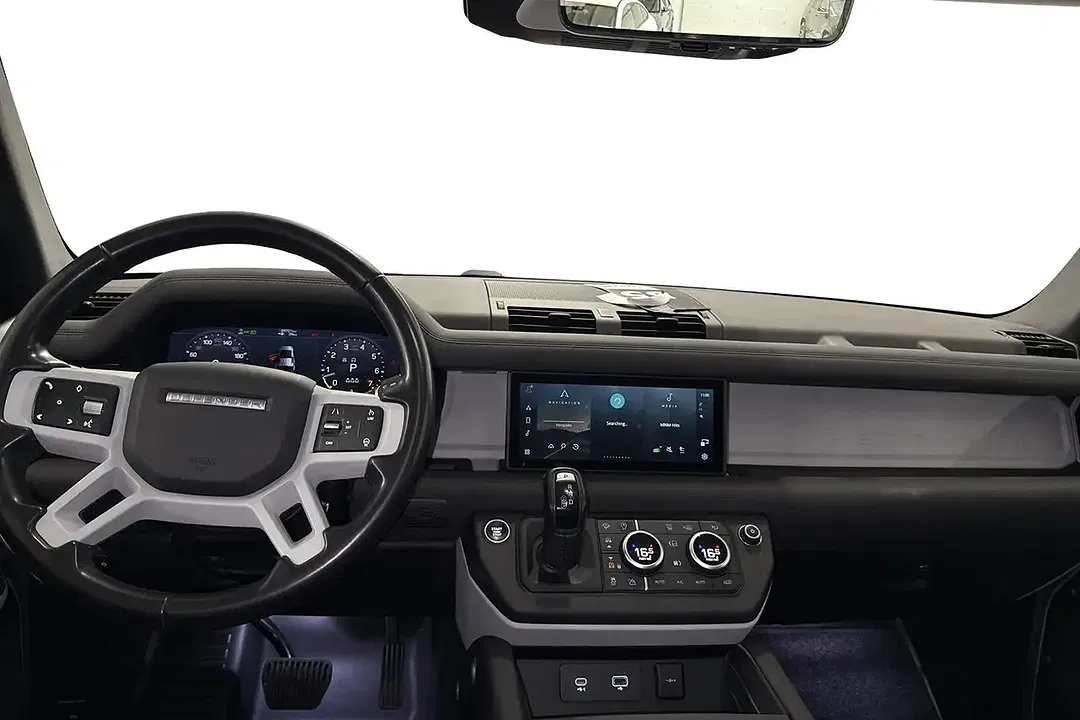 Land Rover Defender - Thumbnail 12