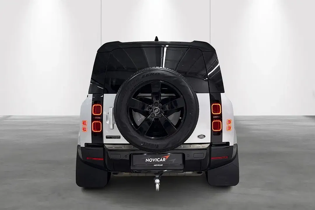 Land Rover Defender - Thumbnail 9