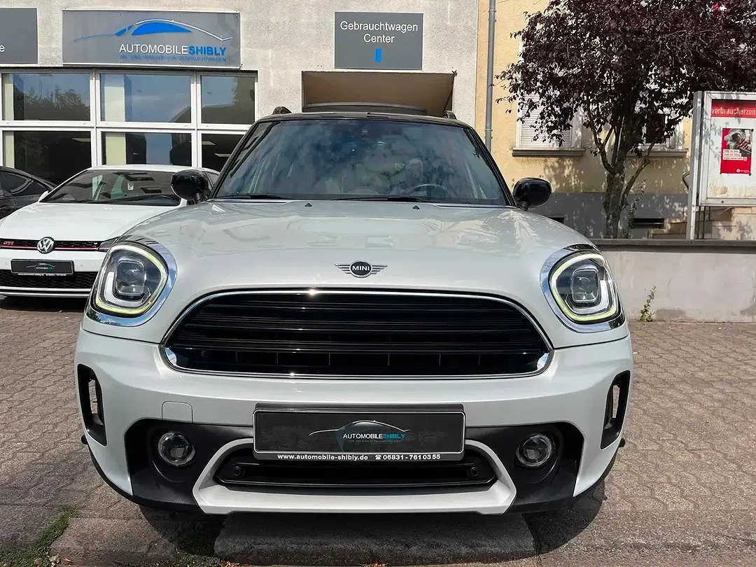 MINI Cooper Countryman - Thumbnail 2