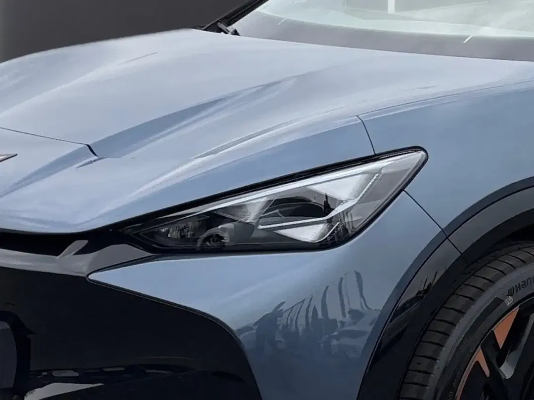 CUPRA Tavascan - Thumbnail 7