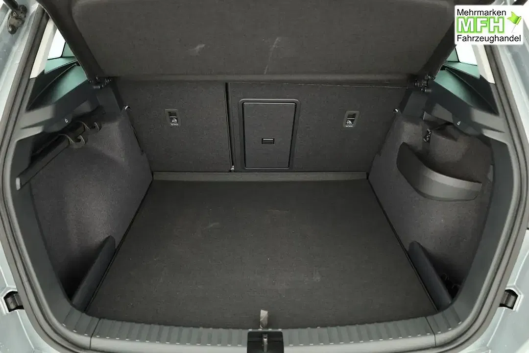 Skoda Karoq - Thumbnail 12