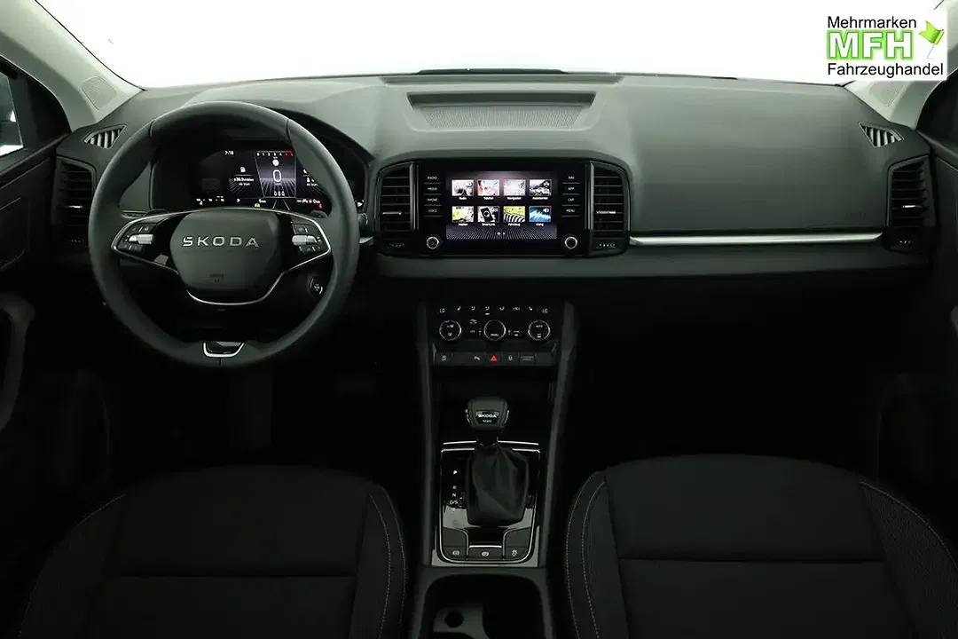 Skoda Karoq - Thumbnail 4