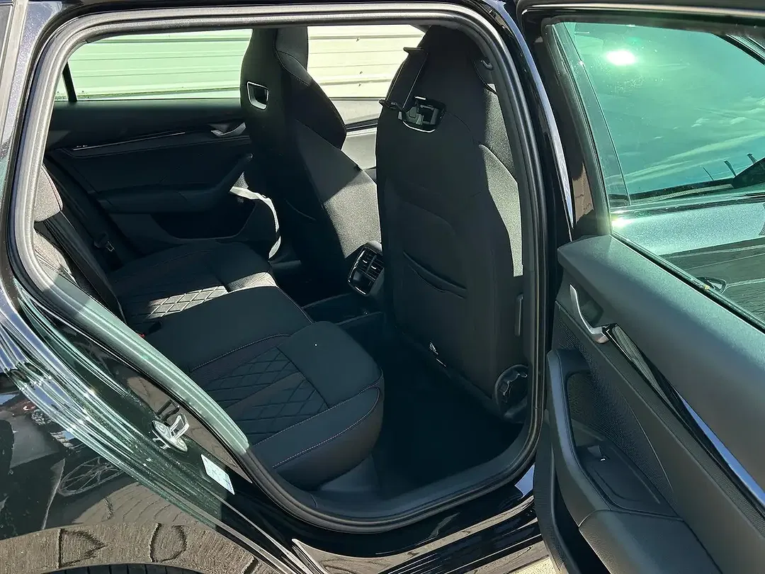 Skoda Octavia - Thumbnail 13