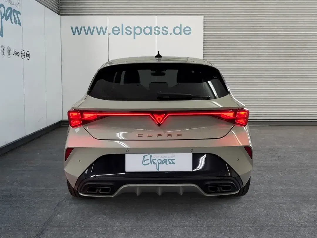 CUPRA Leon - Thumbnail 5