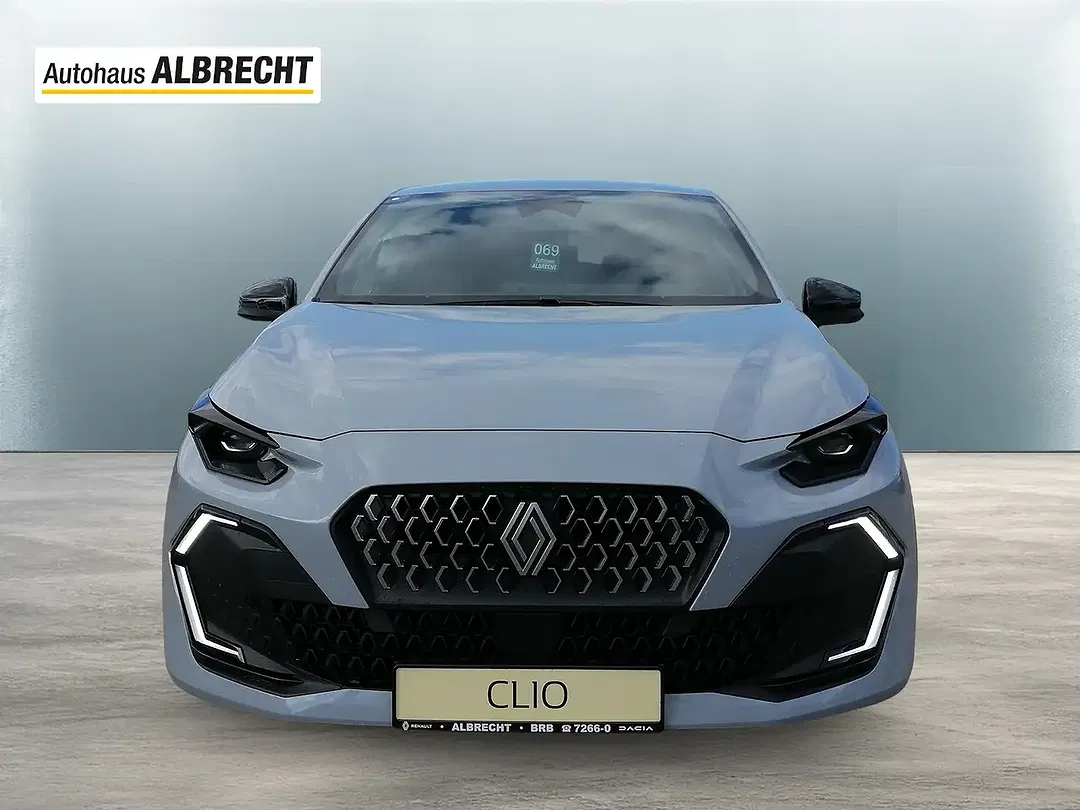 Renault Clio - Thumbnail 3