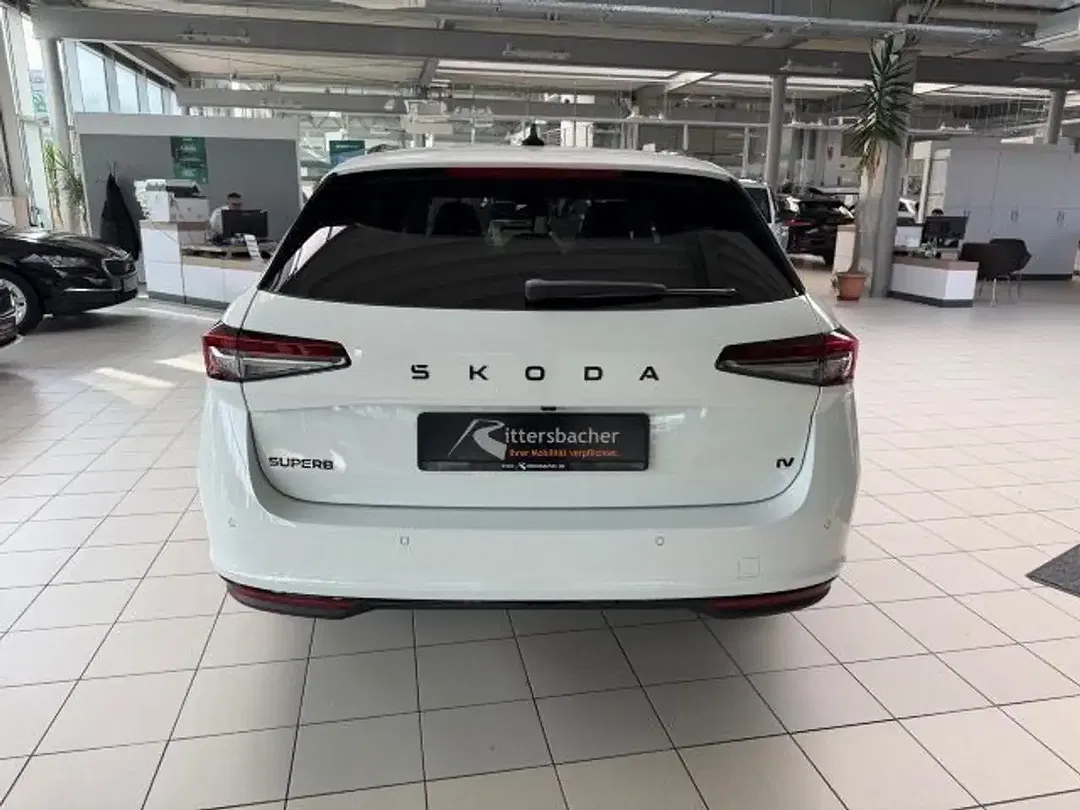 Skoda Superb - Thumbnail 5