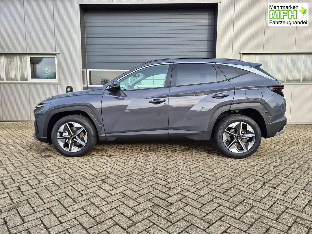 Hyundai TUCSON - Thumbnail 2