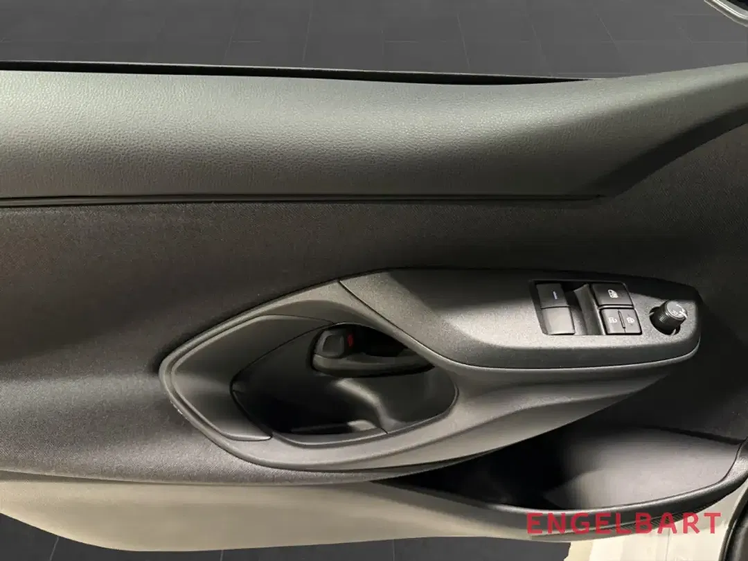 Mazda 2 - Thumbnail 9