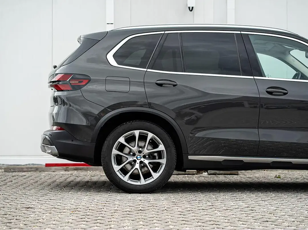 BMW X5 - Thumbnail 6