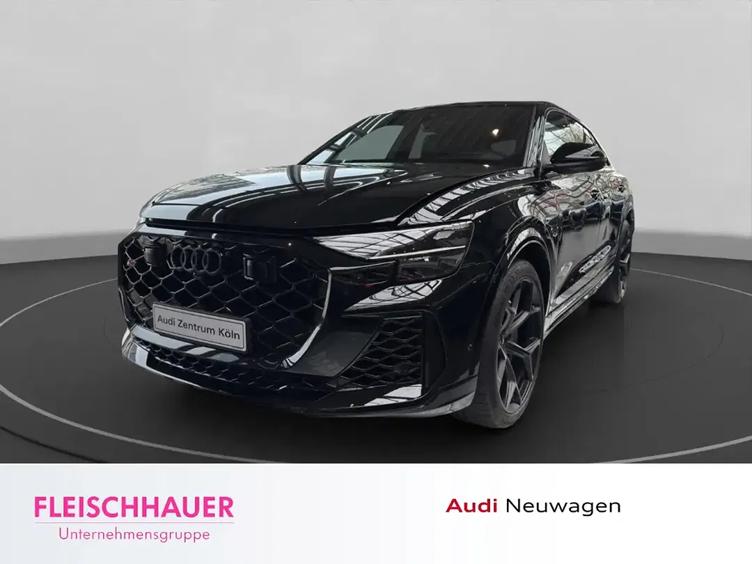 Audi RS Q8 - Thumbnail 1