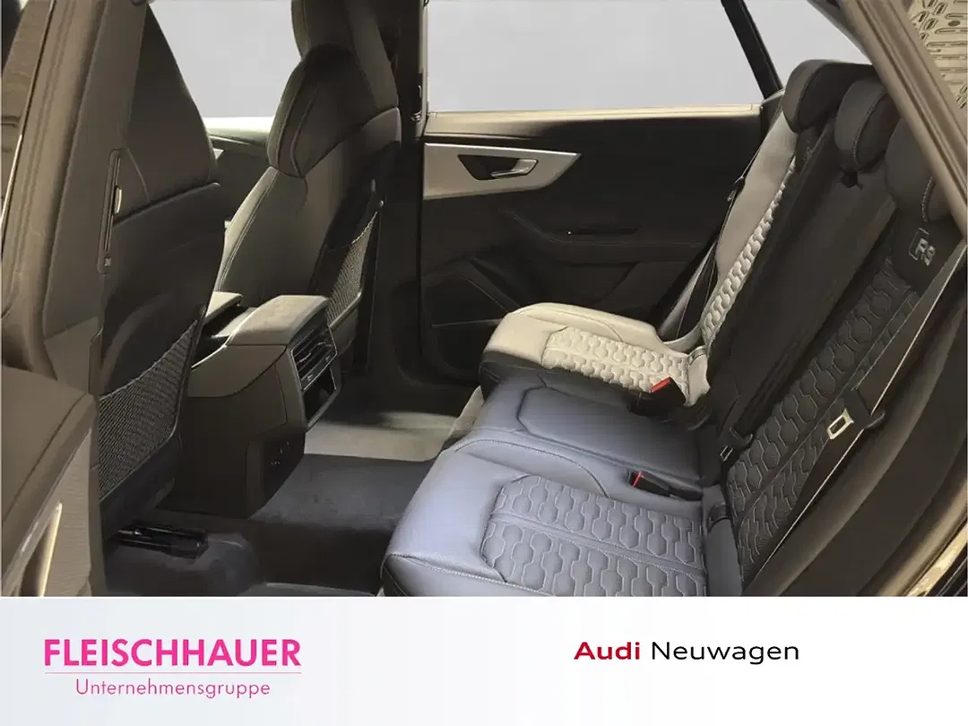 Audi RS Q8 - Thumbnail 10