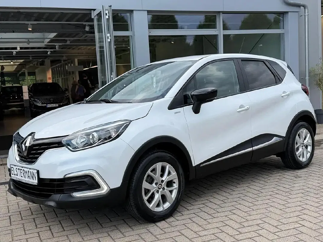 Renault Captur - Thumbnail 1