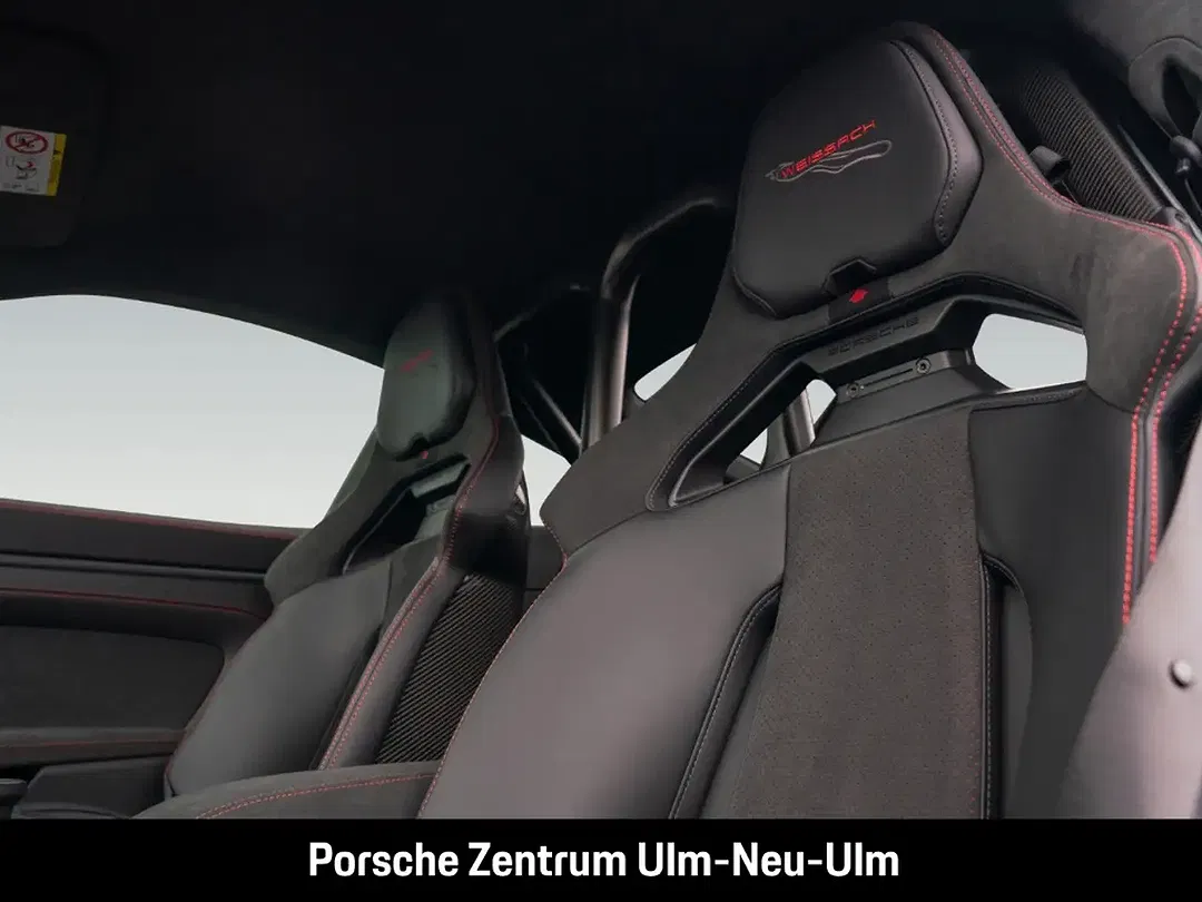 Porsche 992 - Thumbnail 5