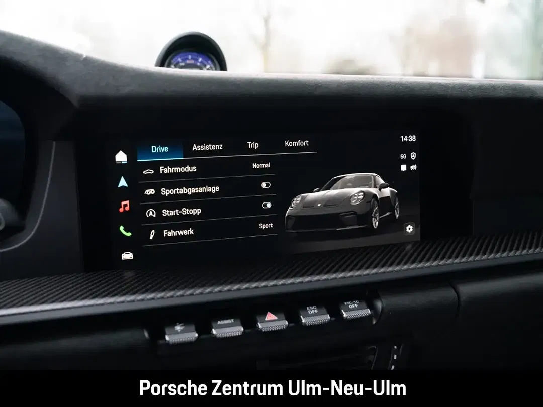 Porsche 992 - Thumbnail 9
