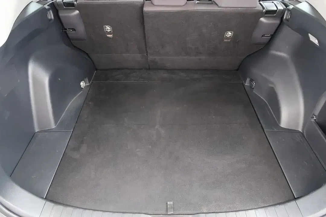 Toyota RAV 4 - Thumbnail 11
