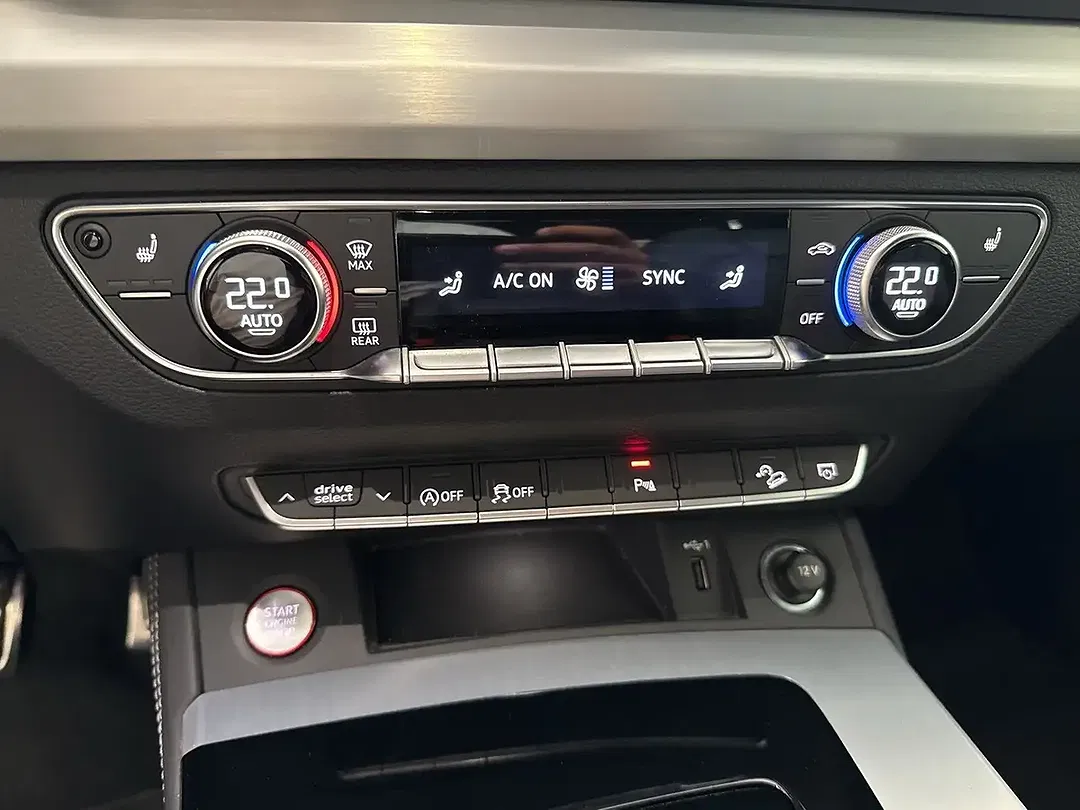 Audi SQ5 - Thumbnail 12