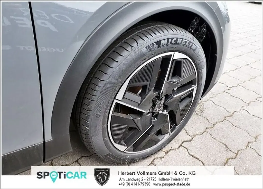 Peugeot 408 - Thumbnail 6