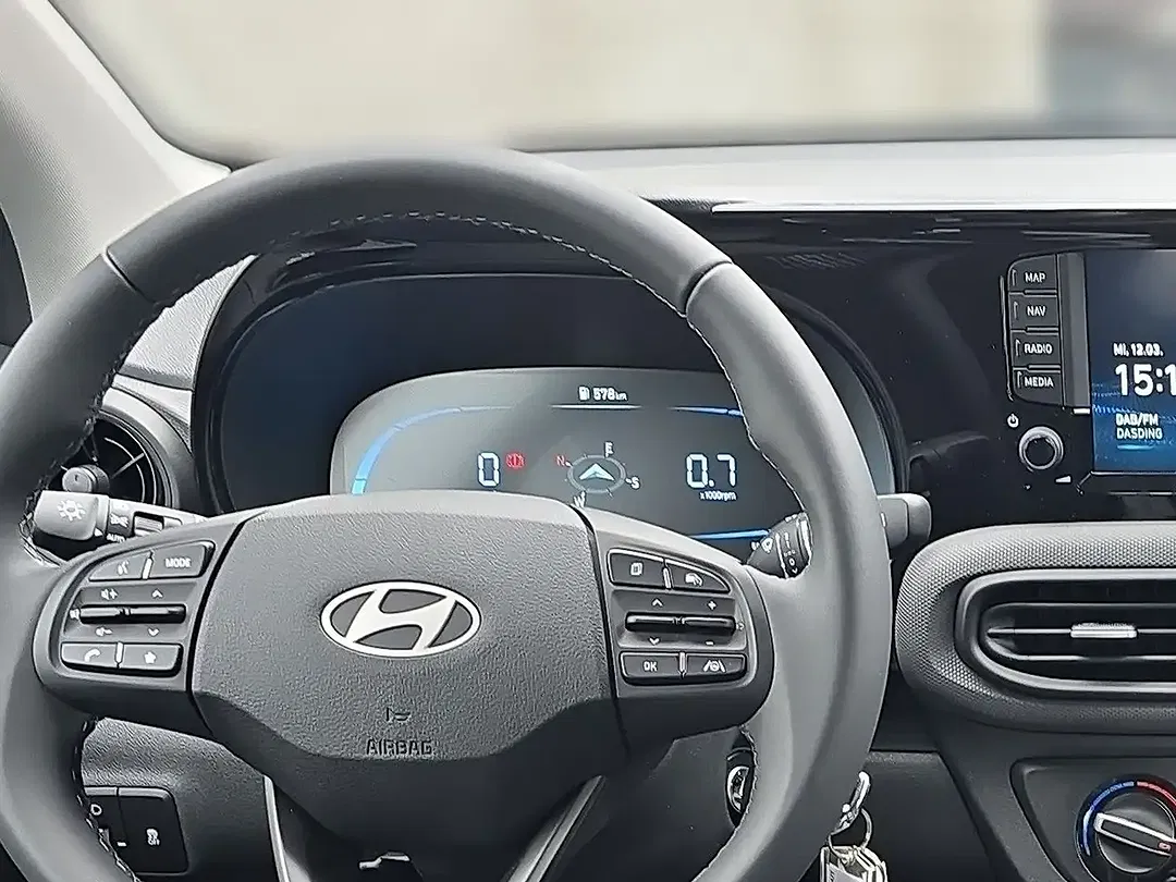Hyundai i10 - Thumbnail 10