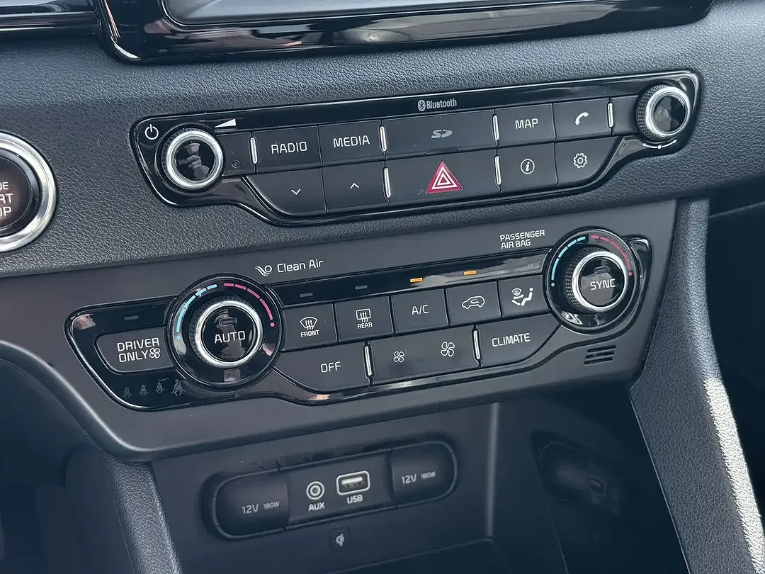 Kia Niro - Thumbnail 15