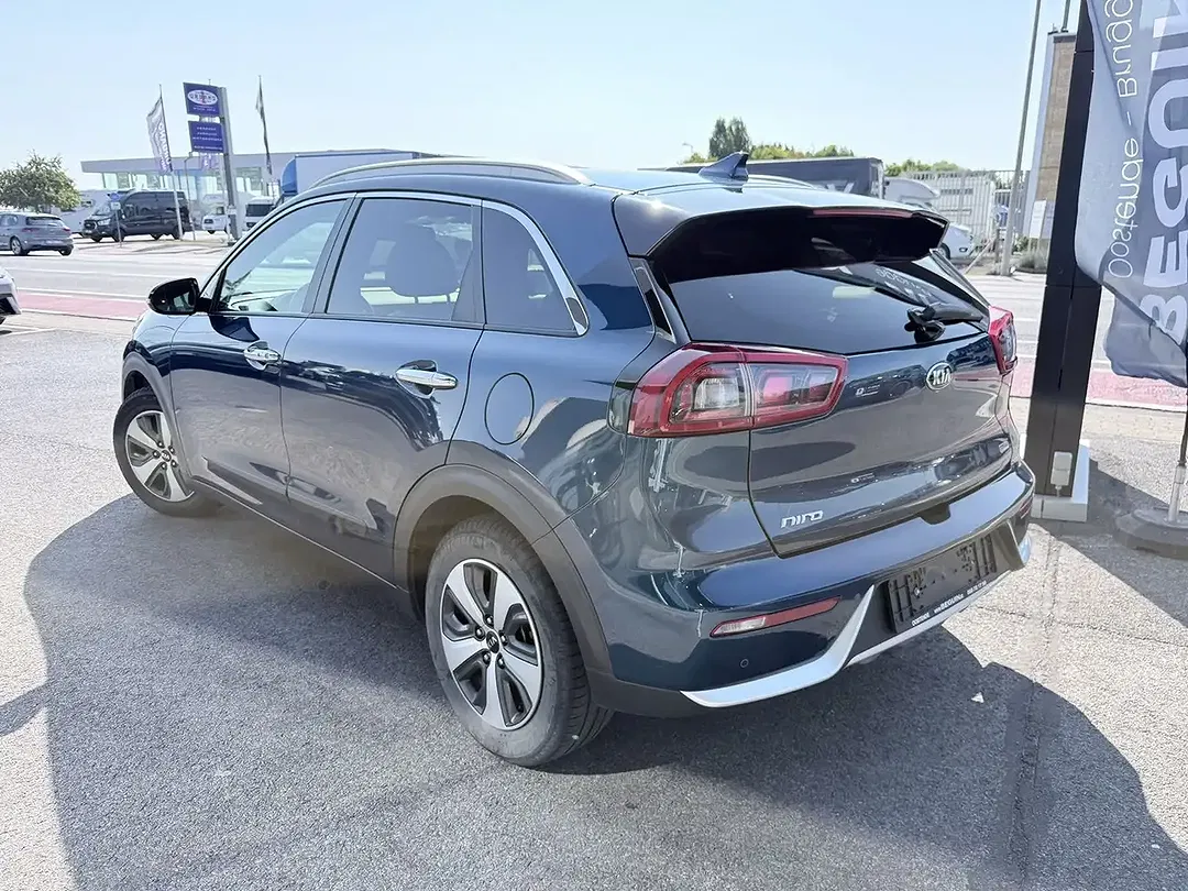 Kia Niro - Thumbnail 2