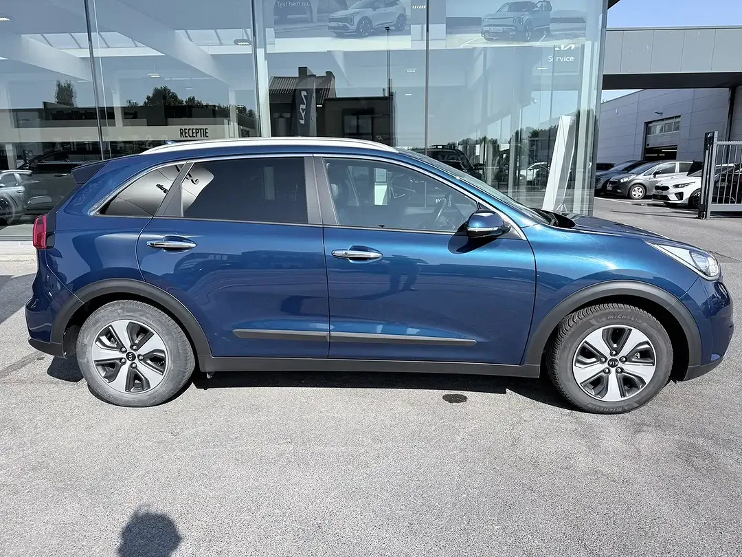 Kia Niro - Thumbnail 3