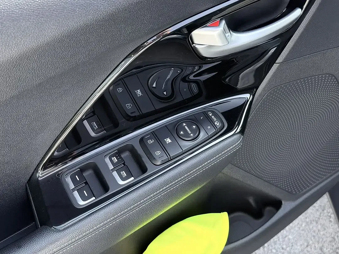 Kia Niro - Thumbnail 7