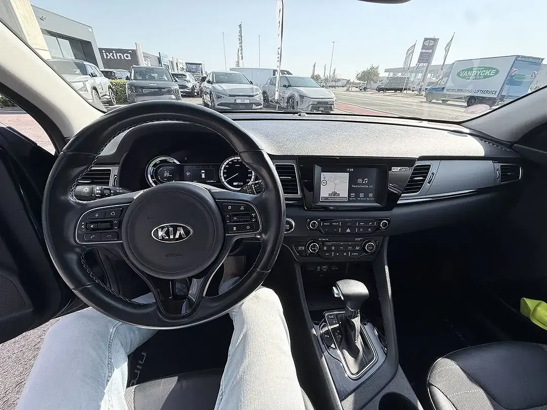 Kia Niro - Thumbnail 9