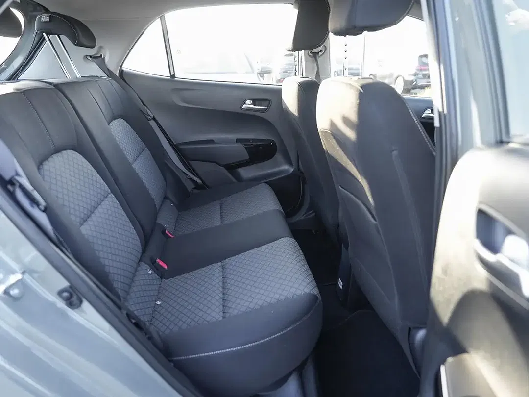Kia Picanto - Thumbnail 11