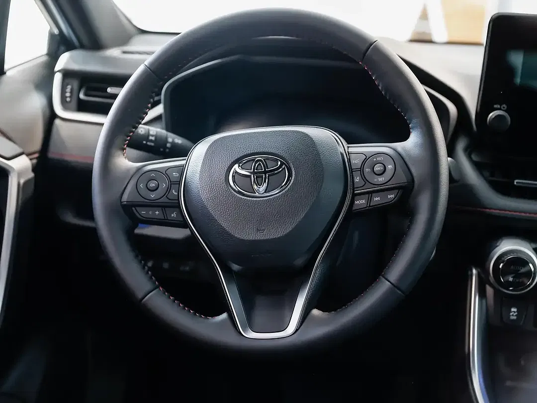 Toyota RAV 4 - Thumbnail 9
