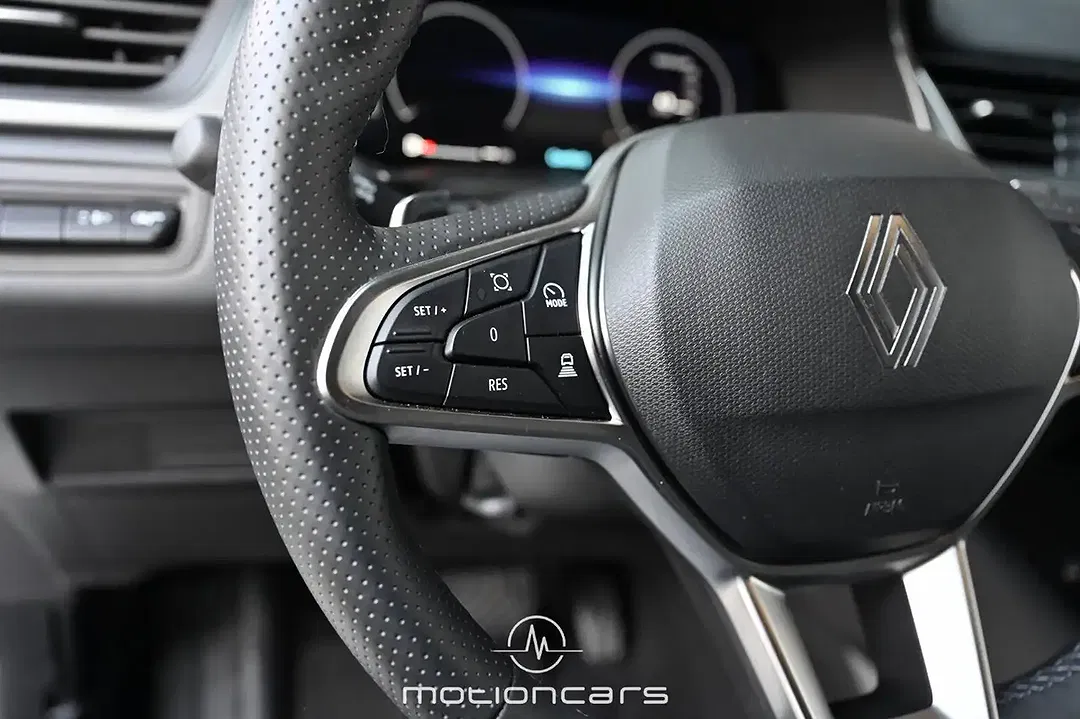 Renault Captur - Thumbnail 17