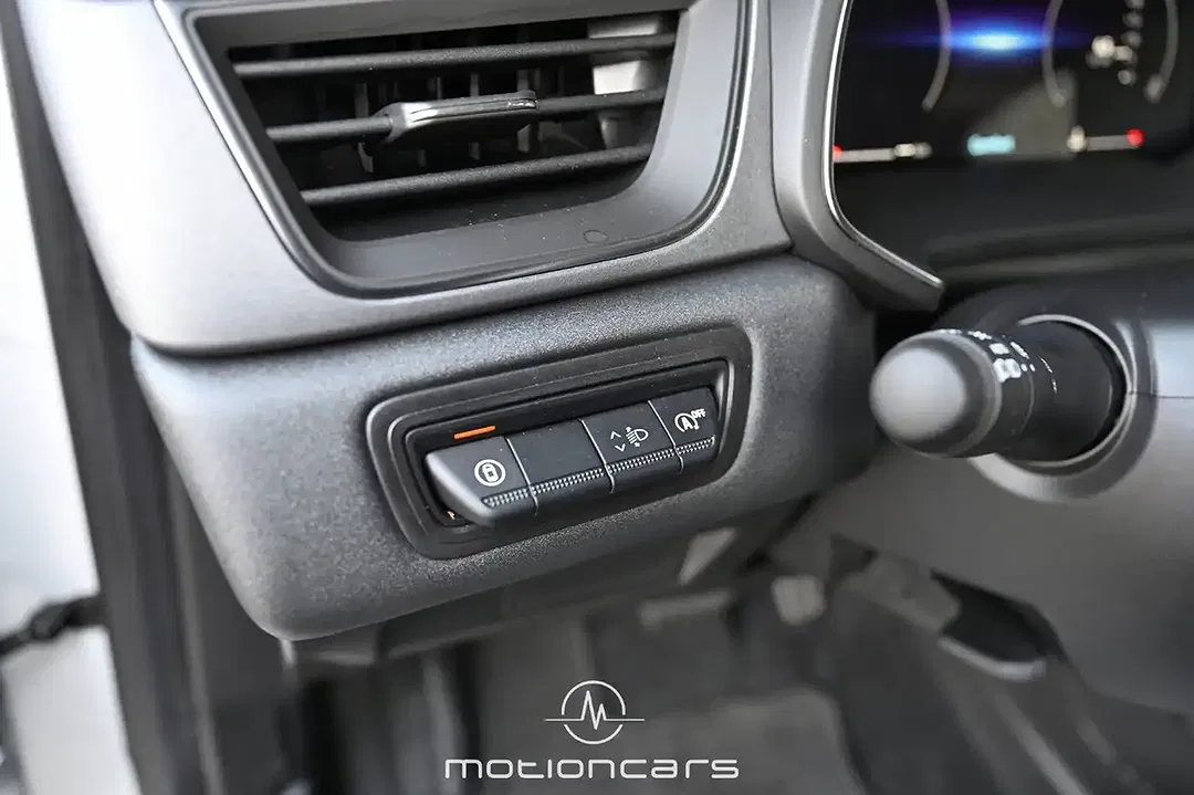 Renault Captur - Thumbnail 20