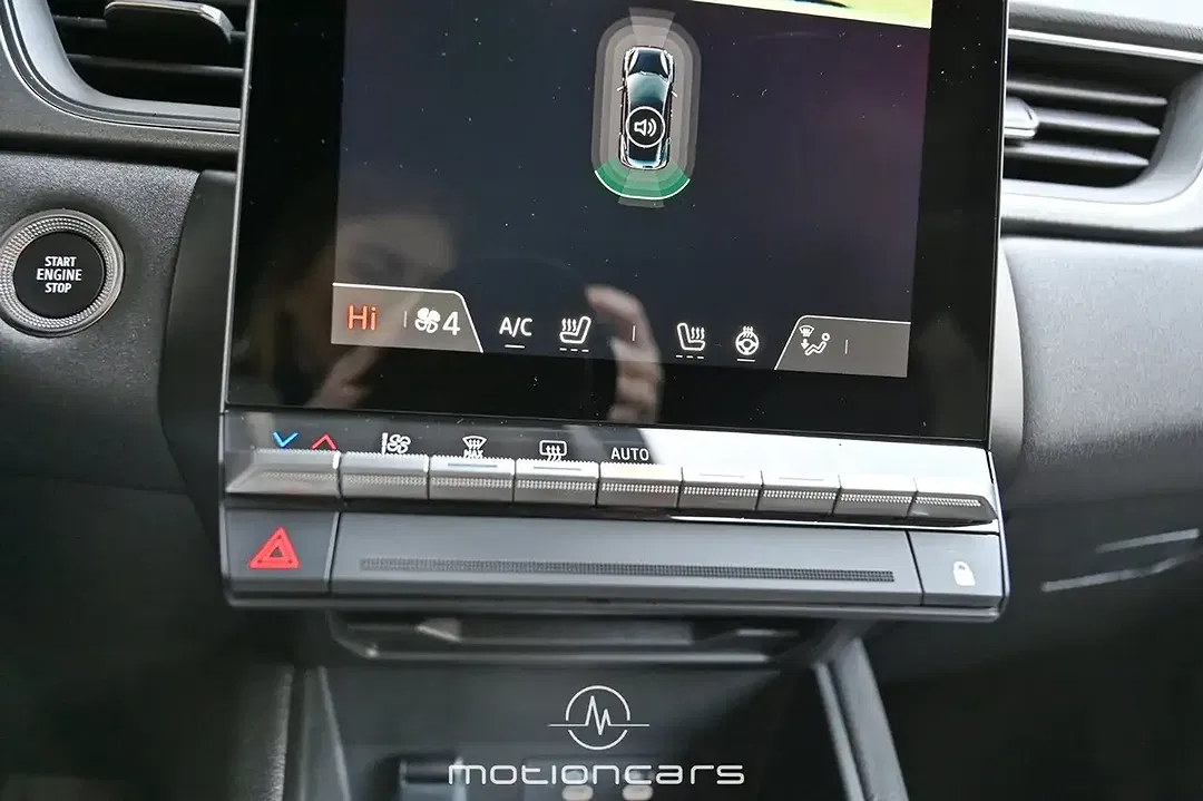 Renault Captur - Thumbnail 22