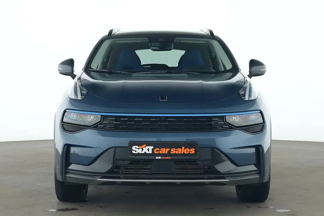 Lynk & Co 01 - Thumbnail 2