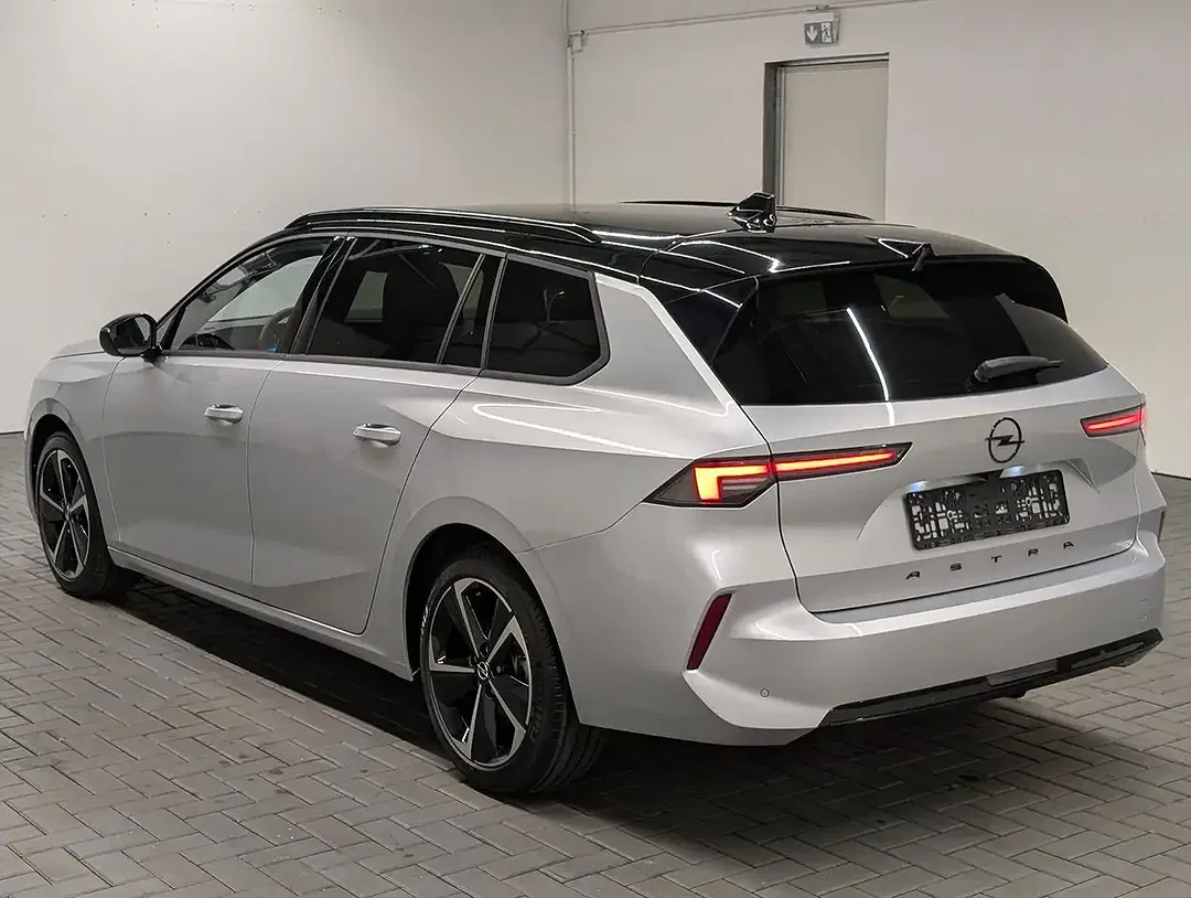 Opel Astra - Thumbnail 3