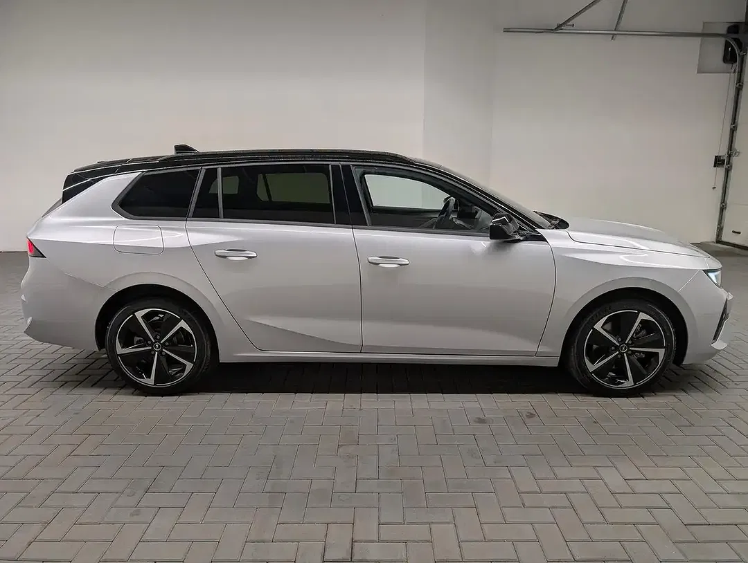 Opel Astra - Thumbnail 5