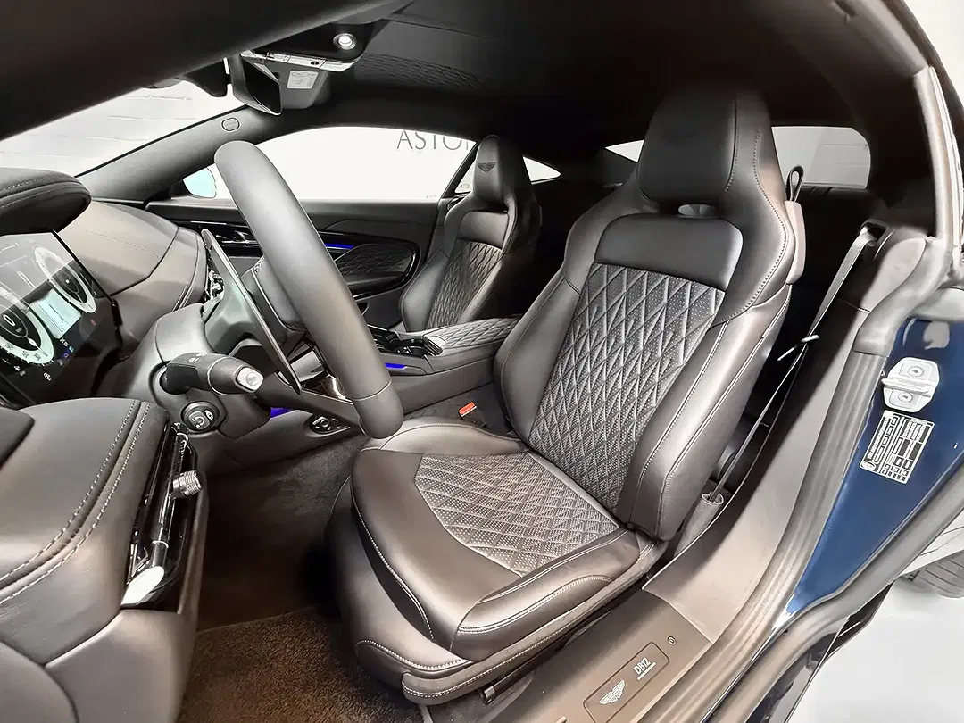 Aston Martin DB12 - Thumbnail 14