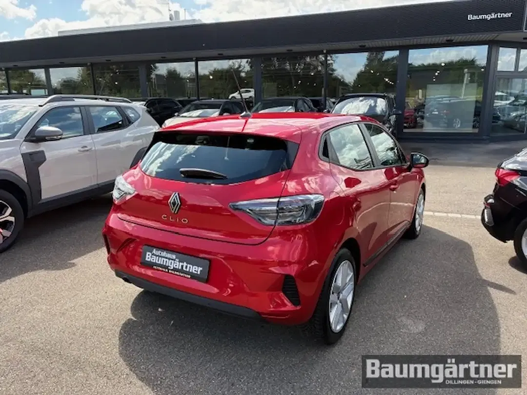 Renault Clio - Thumbnail 3