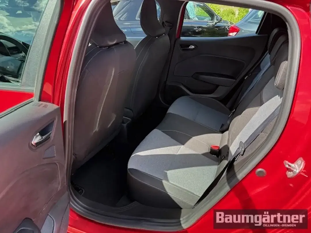 Renault Clio - Thumbnail 7