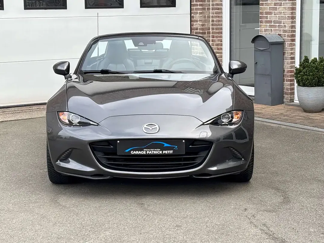 Mazda MX-5 - Thumbnail 2