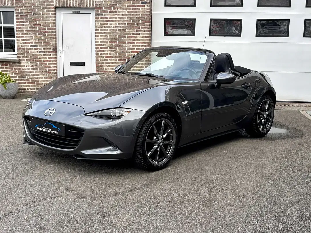 Mazda MX-5 - Thumbnail 3