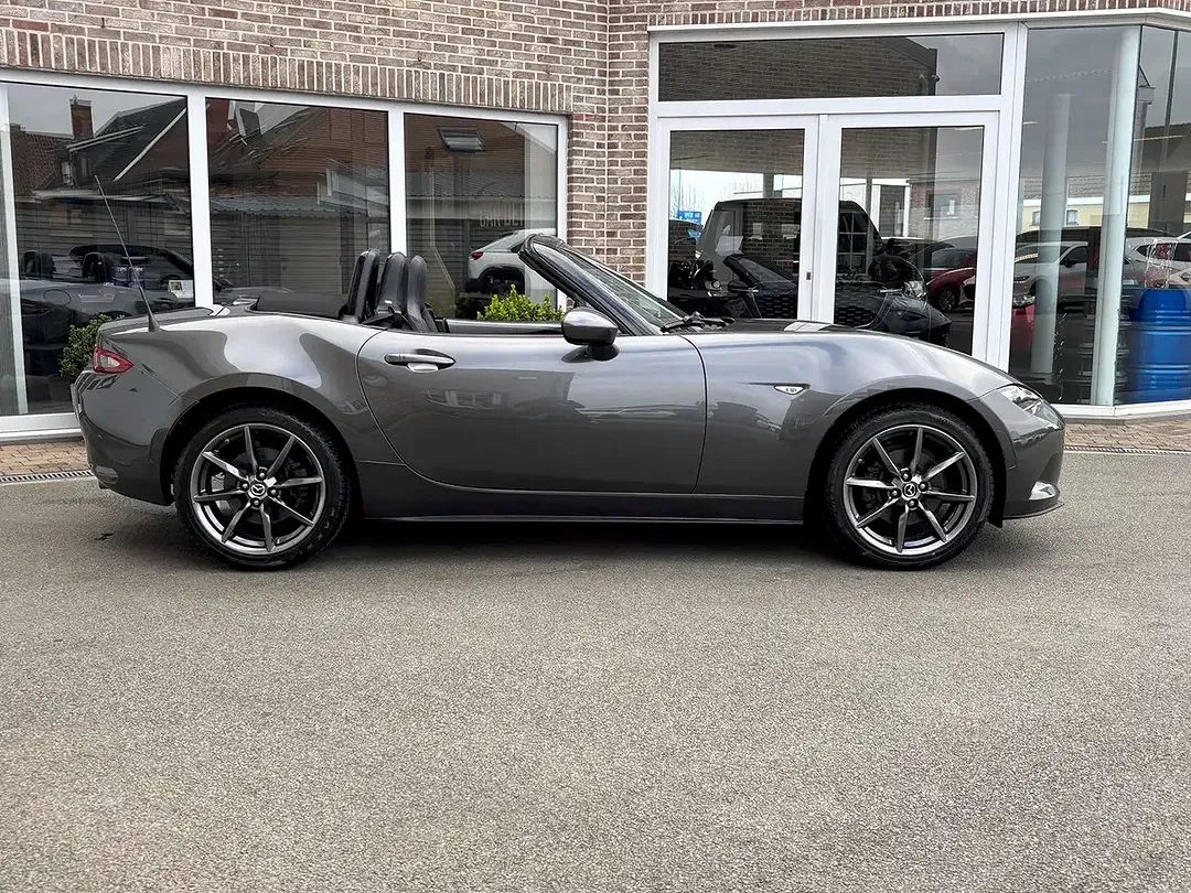 Mazda MX-5 - Thumbnail 6
